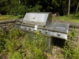 Jenn Air Stainless Propane Grill - Nice Shape  (Outside - Pool Area)