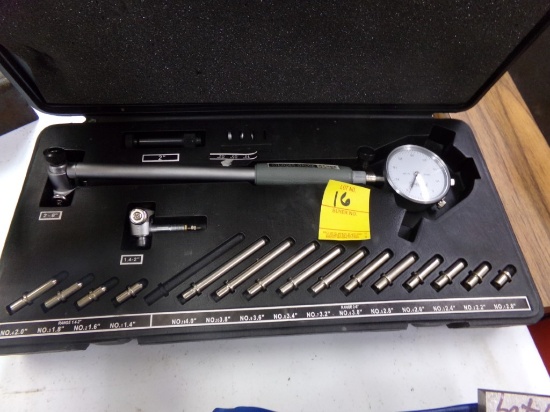 Set of Fowler Extender Cylinder Bore Gauges in Case, 1.4'' - 4''