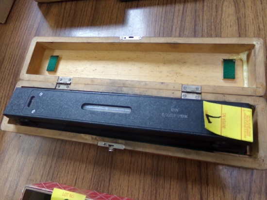 12'' Precision Level .0005 per 10 Inches with Wooden Case