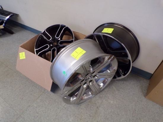 New 20'' 5-Lug Black Aluminum Rim, 22'' 6-Lug Black Aluminum Rim, 22'' 6-Lu