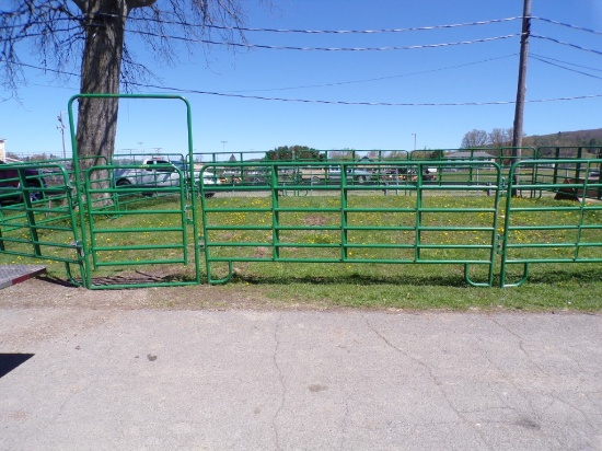New 11 Piece Corral Gate Set, Green (10) 12' Gates w/Feet And (1) 5' Walk-T
