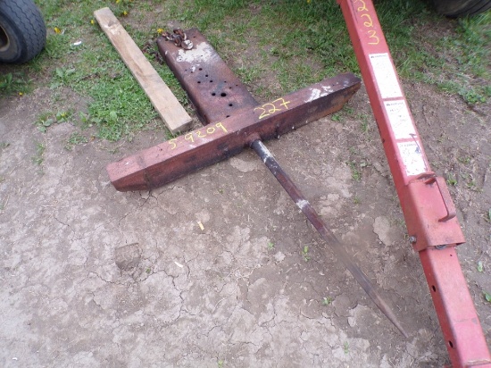 Loader Mtd Bale Spear (9209)