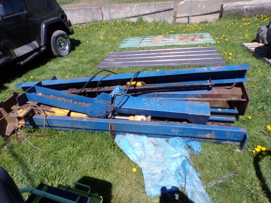 Blue 2-Post Lift, Arms And Pump On Separate Pallet (5084)