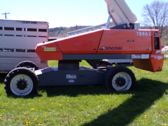 2018 Snorkel TB86J 4x4 Boom Lift, 2254 Miles, Dual Fuel, LPG OR GAS, 500 Lb