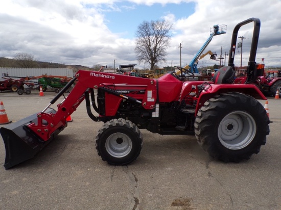 Mahindra 4550 4 WD with Loader, Skid Steer Quick Attach, ROPS, 3 PT, PTO, S