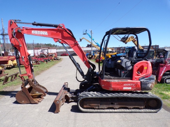 Kubota KX057-4 Midi Excavator, OROPS, 32'' Digging Bucket, Hyd. Thumb, Aux.