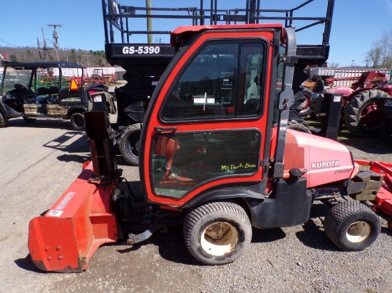 Kubota F3680 Commercial Front Mower with 50'' Snowblower, 72'' Mower Deck a