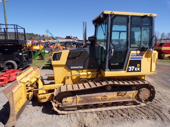 2008 Komatsu D37EX-21A Dozer, EROPS Cab, 6 Way Blade, Full Cab with A/C, 32