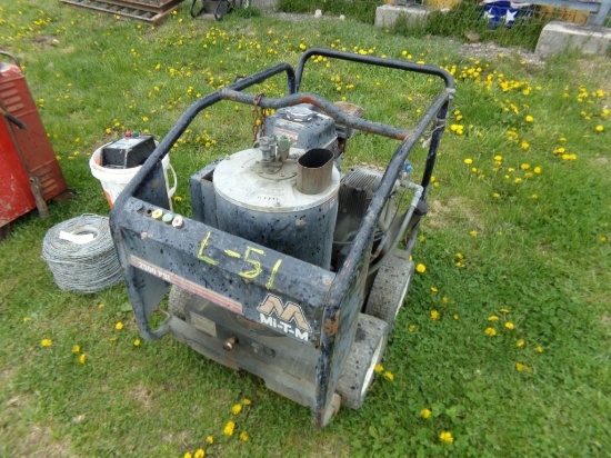 Mitm 2500 psi Hot Water Pressure Washer with Honda Engine, UNKNOWN CONDITIO