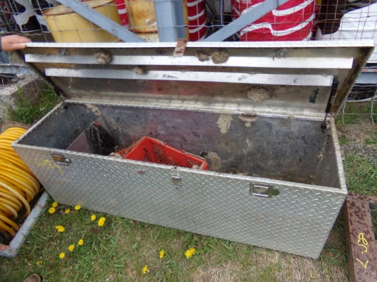 Aluminum Diamond Plate Truck Toolbox (5123)