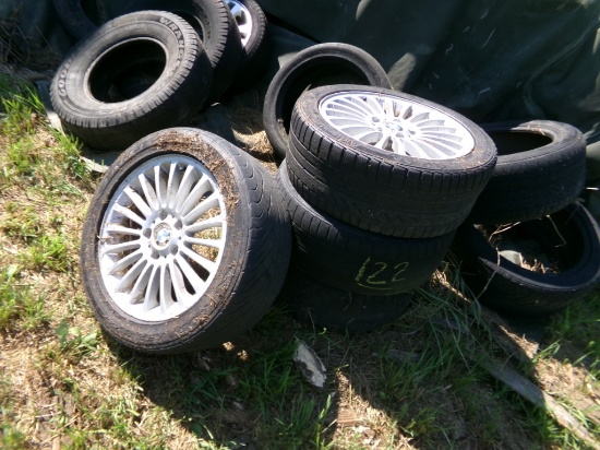 (4) 5 Lug Aluminuum BMW Wheels, 17'' Wheels are Nice, TIRES ARE JUNK, with