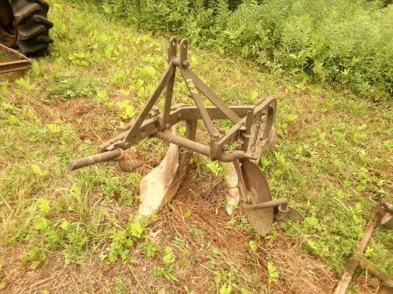 2 Bottom Plow For 3pt. Hitch (Across Road)