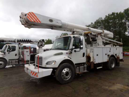 2013 Freightliner M2 Bucket Truck with Altec AM55 Bucket, Outriggers, Servi