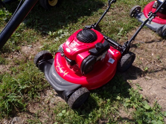 Craftsman M10 21'' Push Mower, Briggs & Stratin Eng. LOOKS NEW, UNKNOWN CON