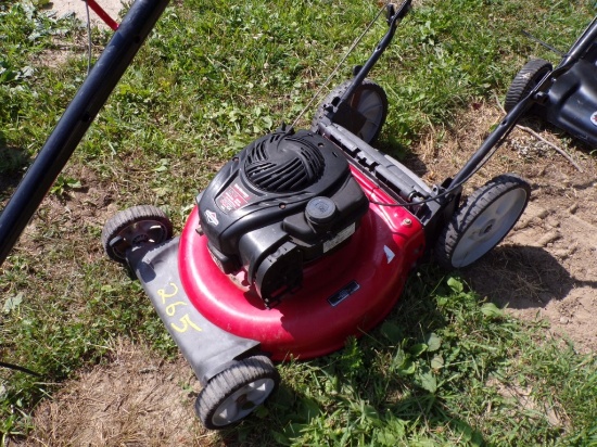 Yard Machine 21'' Push Mower, Briggs & Stration Eng, Has Compressions, UNKN