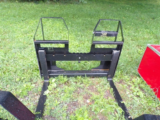 New AGT 42'' Step Thru Skid Steer Pallet Forks