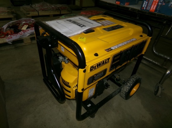 New DeWalt DXGNR6500 6500 Watt Gas Generator