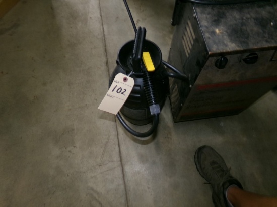 RL Flo Master 2.5 Gal. Sprayer