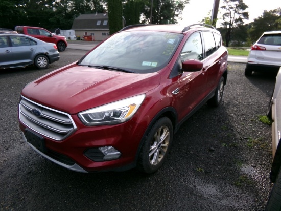 2017 Ford Escape SE 4W, Maroon, 151,699 Miles, Vin #: 1FMCU9GD8HUC75081, CH