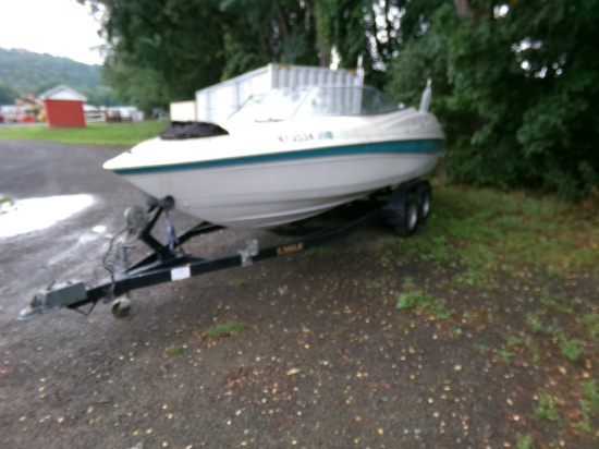 1999 Wellcraft 21 Foot Open-Bow Boat w/1/0 Volvo Penta SX, White/Gray w/Eag