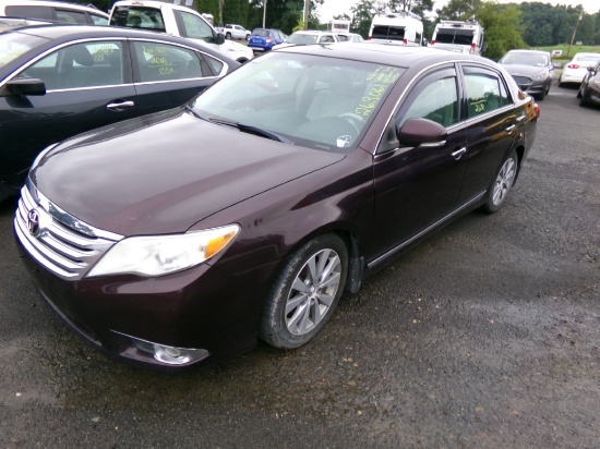 2011 Toyota Avalon Limited, Maroon, 263,061 Miles, Vin # 4T1BK3DB3BU404417,