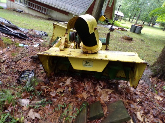 John Deere 38'' Belt Drive Snow Blower (Outside)