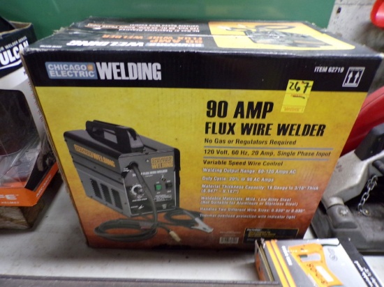 Chicago Electric 90 Amp Flux Wire Welder (Garage)
