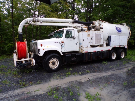1999 International 2674Cab and Chassis with Vac-Con VacTruck Sewer Unit, Cu