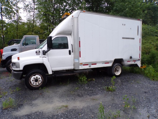 2004 Chevrolet C4500 Van Truck, Auto, Duramax Diesel Engine, Dually, 14' Su