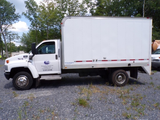2006 GMC C5500 Van Truck, Auto, Gas Eng, Dually. Marathon Powered Truck Bod