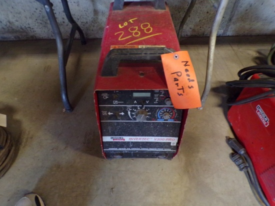 Lincoln Electric Invertec V300-Pro Inverter Welder, NOT WORKING, NEEDS PART