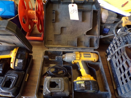 DeWalt 18V 1/2'' Square Pin Impact Wrench in Case with (1) Battery and (1)