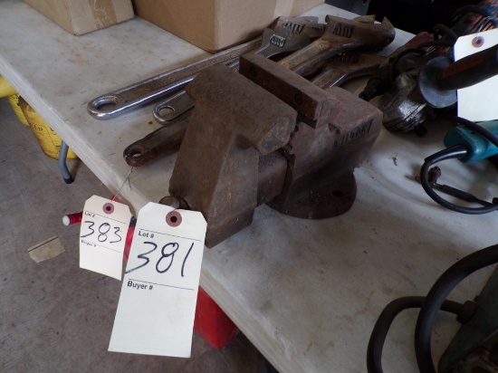 Wilton 4'' Bench Vise (Old Garage)