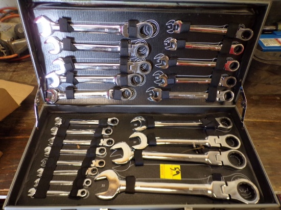 (22) Pc. Flexable Ratchet Wrench Set, Metric (New Garage)
