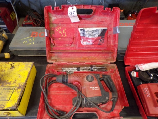 Hilti TE 30-C Corded Rotary Hammer Drill in Case with Group of Bits (New Ga