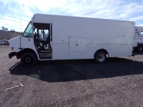 2006 Freightliner Utilimaster Aluminum Panel Truck with Mercedes Benz Diels