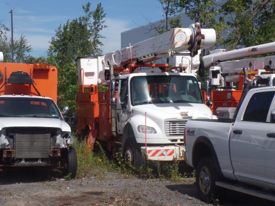2009 Freightliner M2 Bucket Truck with Altec AM55 Bucket, Mercedes Benz Die