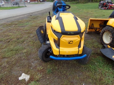 Cub Cadet LT42E Lithium Ion 42'' Deck Electric Riding Mower, NO CHARGING CO