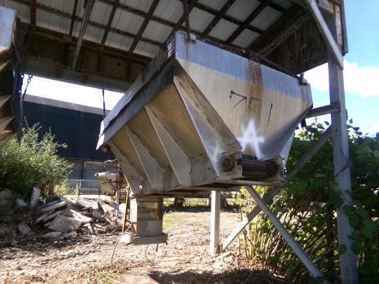 10' Henderson Salt / Sand Spreader # 751, S/N WSH22052 (BCHA 2026 46)