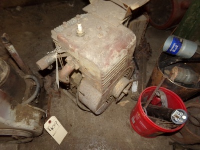 Single Cylinder Horizontal Shaft Engine with Pulleys on Shaft, STUCK (Garag