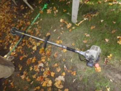 Echo Gas Trimmer with String / Blade Attachment, Pulls over Good, Probably