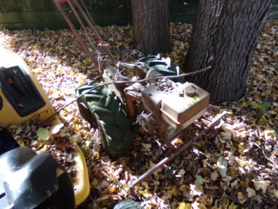 Walk Behind Tractor with Single Cylinder Engine, NO ATACHMENTS (Out Back)