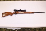 Weatherby Mark V cal. 7mm W.M. #H155334 w/ Weatherby 3x9x40 Scipe