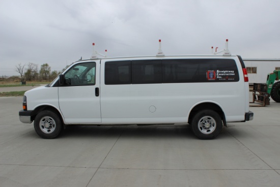 2015 Chevrolet 3500 Express Van