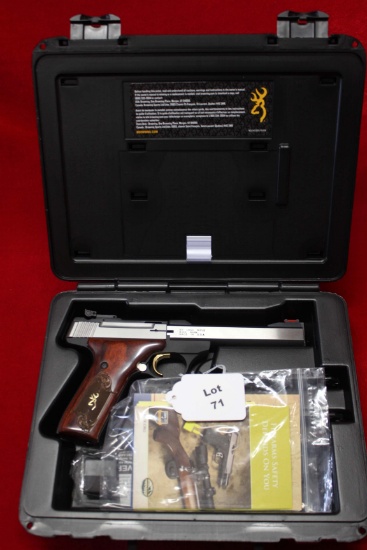 Browning Buck Mark Medallion, 22LR