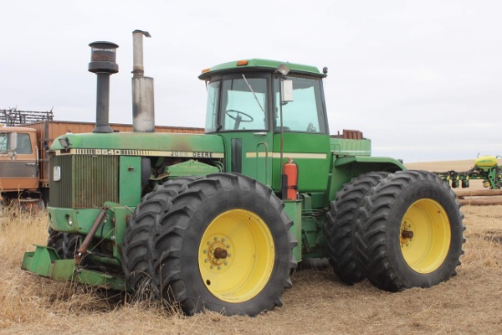 1986 JD 8640 4WD Tractor