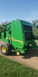 2009 JD 568 MegaWide Baler