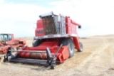 MF 8560 Combine