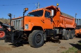 2002 IH 2574 Dump/ Snow Plow Truck