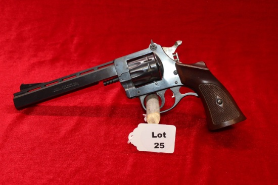 Harrington & Richardson Model 939 Ultra Sidekick 22 LR